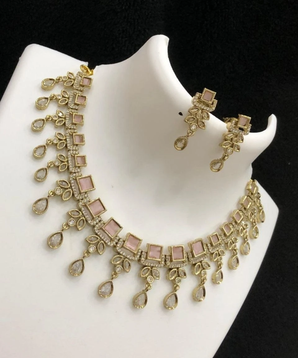 Victorian Stone Necklace set - Pink